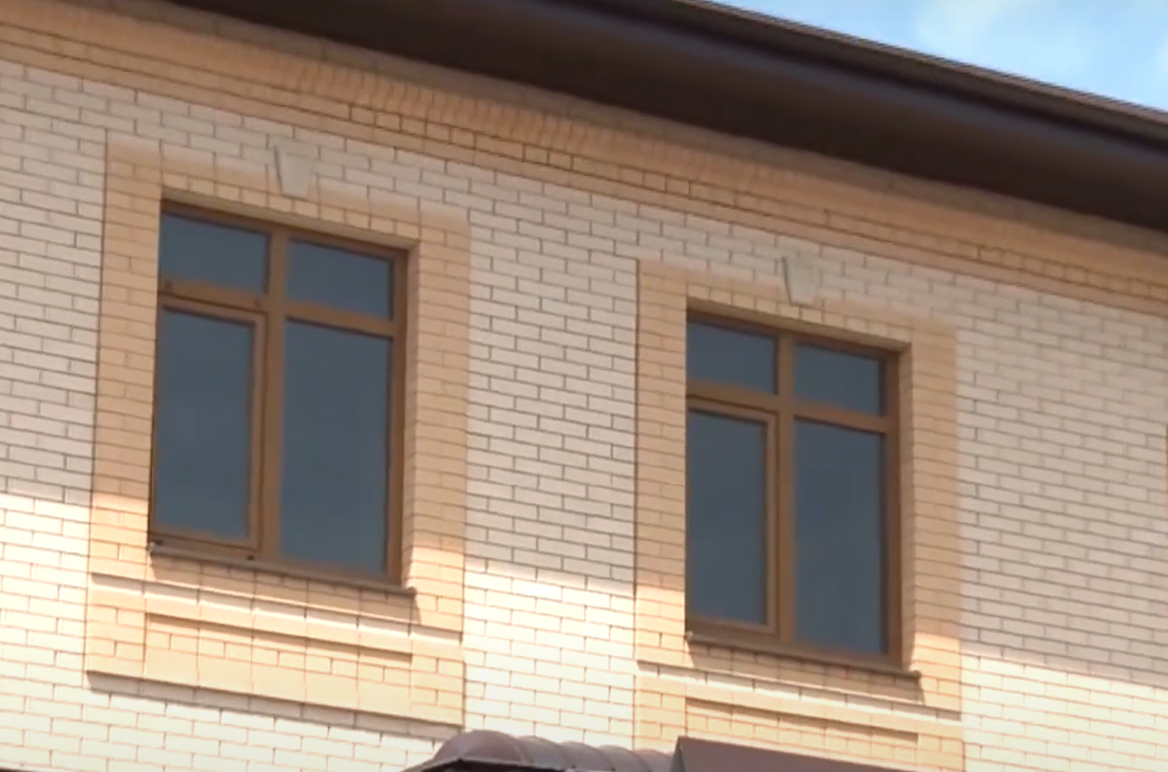 https://novocherkassk.delaem-okna.ru/storage/app/uploads/public/63f/453/ed1/63f453ed120c2202051549.png